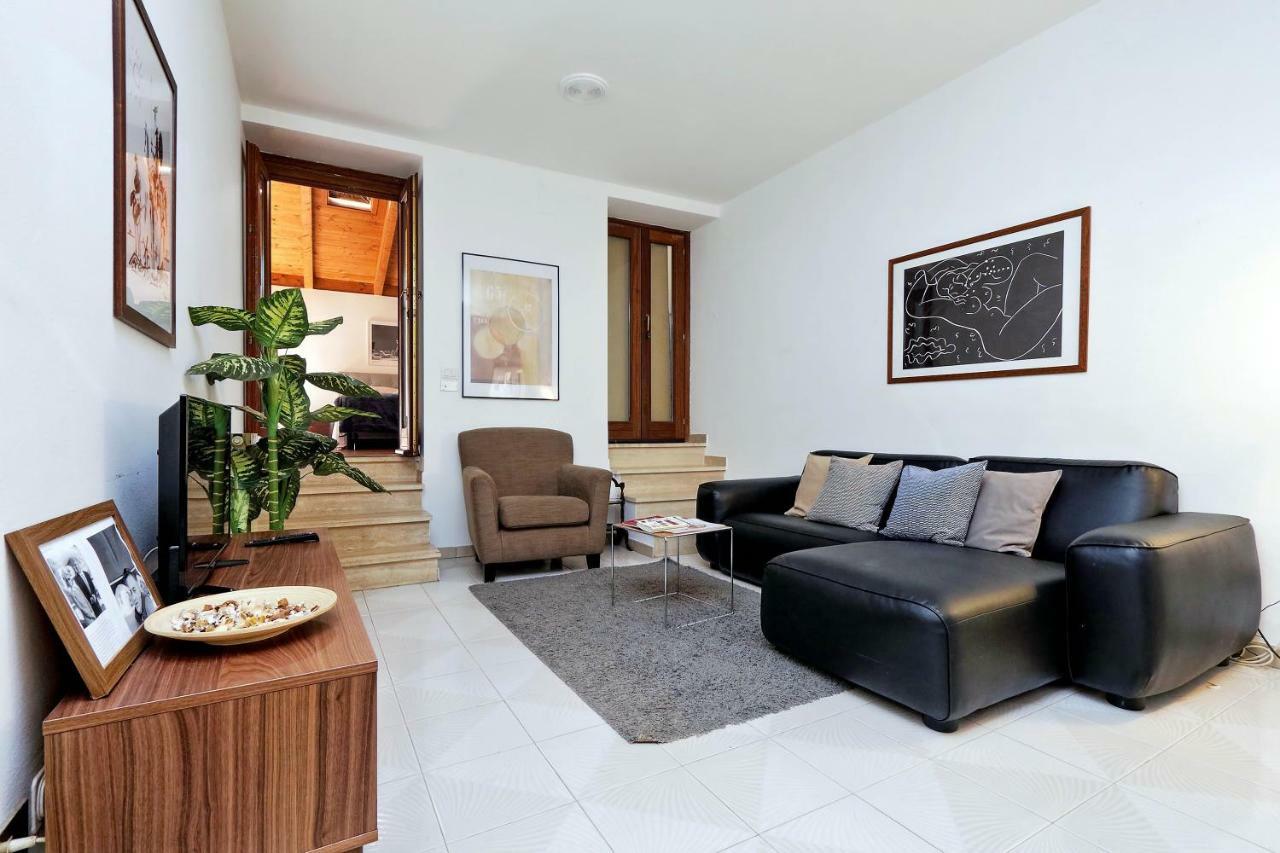 Borgo Pio Spacious Apartment Rom