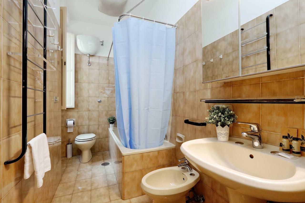 Apartment Borgo Pio Spacious