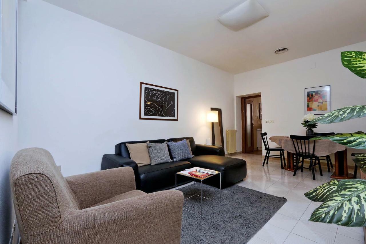 Apartment Borgo Pio Spacious