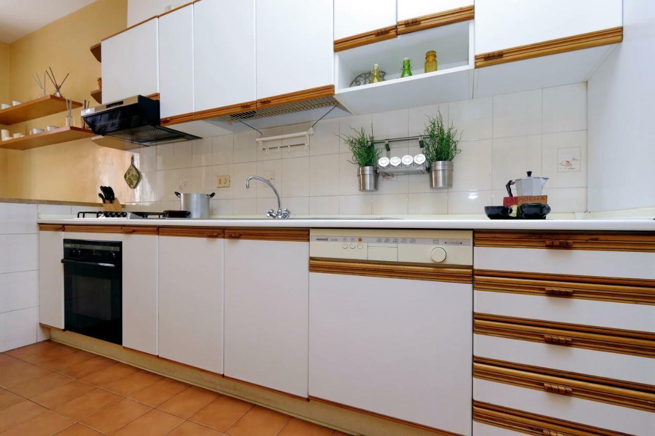 Borgo Pio Spacious Apartment Rom